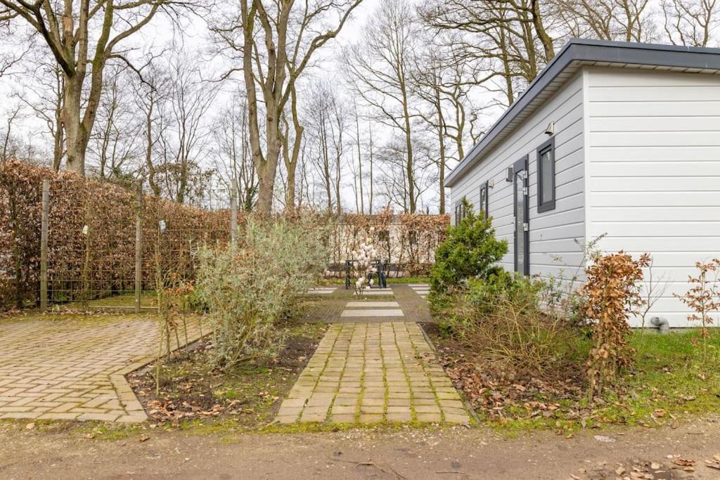 Gezellig Modern Chalet Midden Op De Veluwe Epe Eksteriør bilde